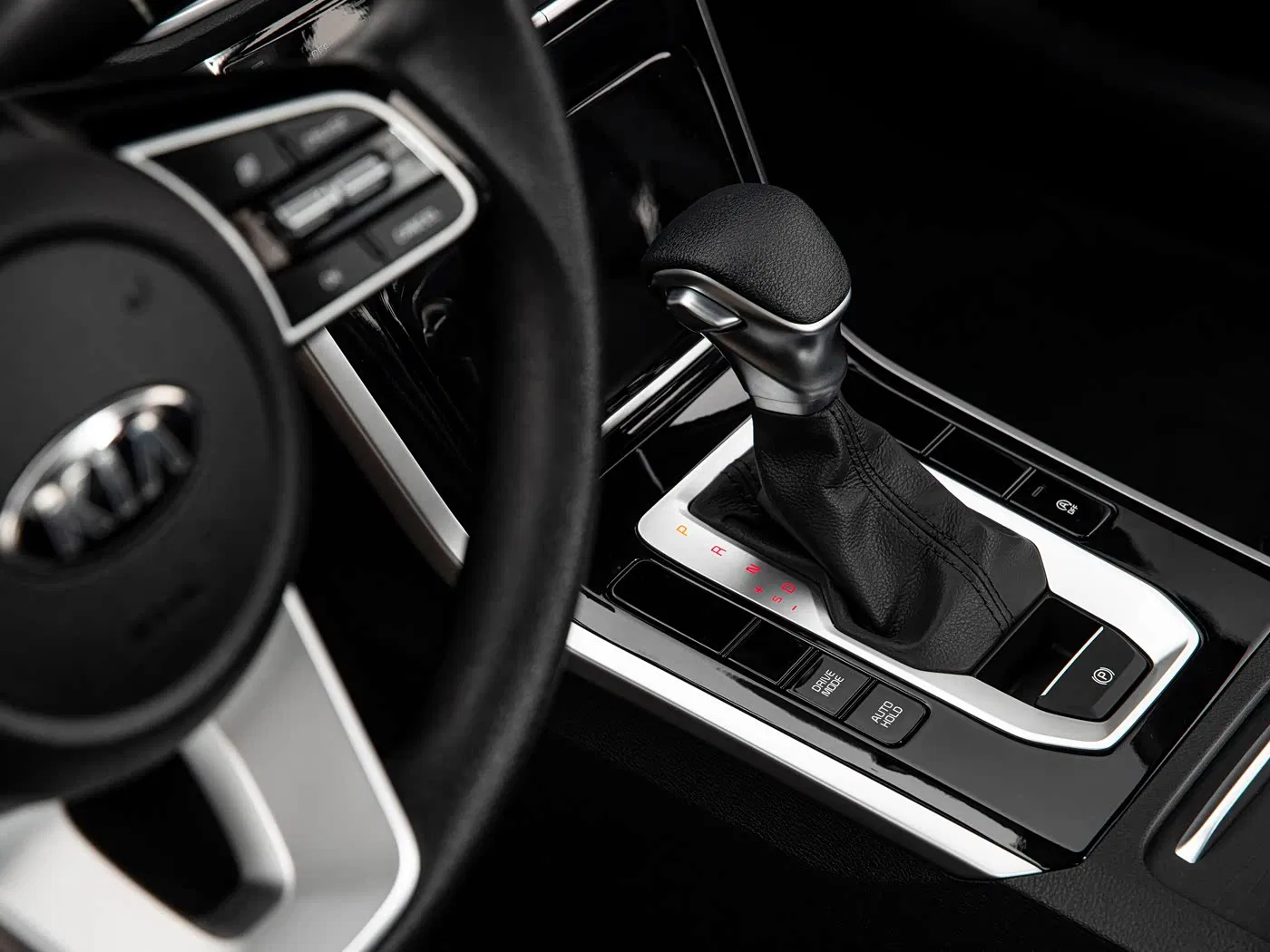 2025 for KIA K3 1.5L Ivt Comfort Premium Edition Gasoline 4-Door 5-Seater Sedan Compact Auto Fwd with Rear Camera Good Price