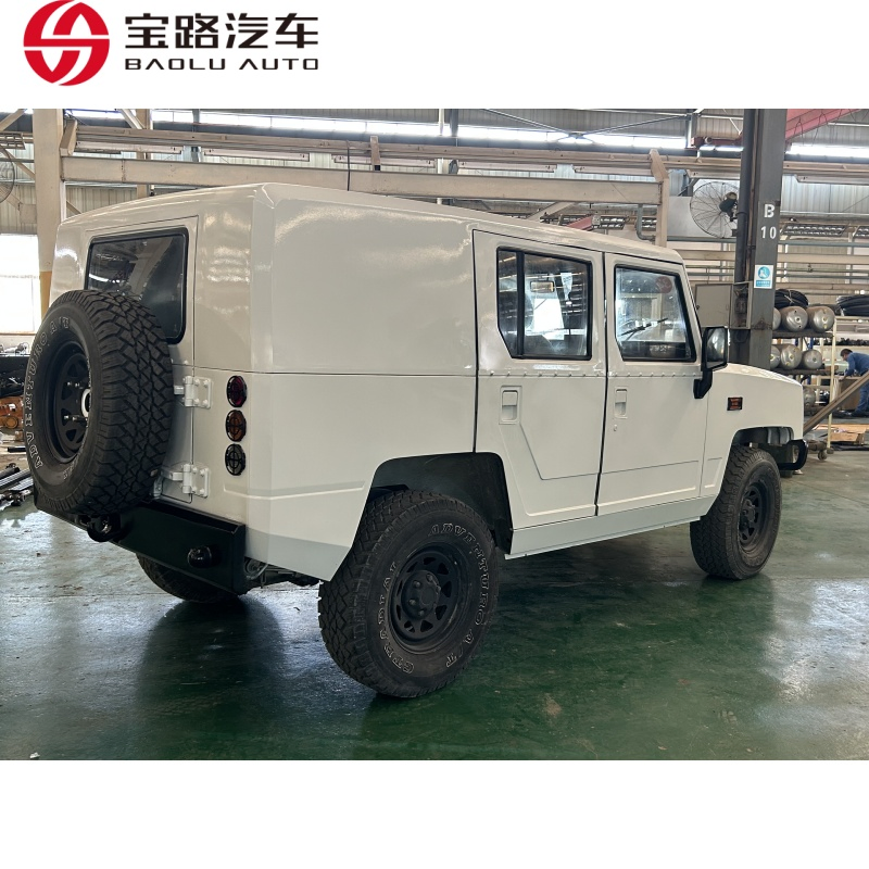Customized 4X4 Diesel off Road Utility Vehicle Mobile Command Center Command Vehicle