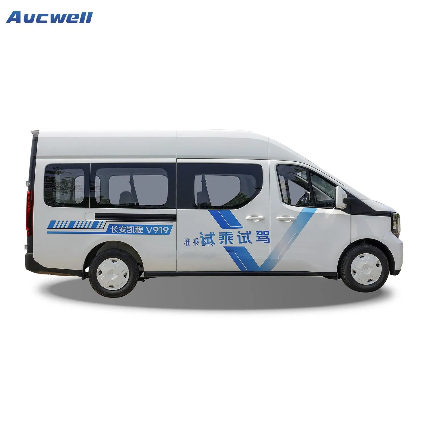 Electric Minivan 6 Seater 470km Range Lithium Battery Electric Microbus for Family Commercial Use