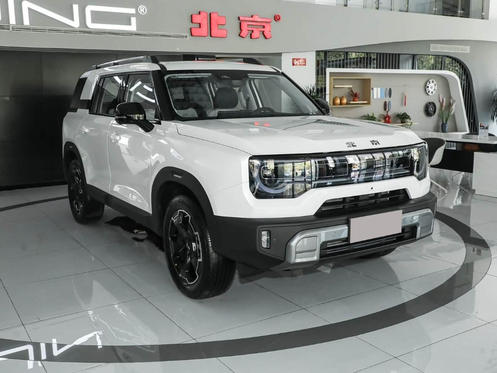 High-Power Economical Beijing off-Road Bj30 Sport Utility Vehicle for Weekend off-Road Exploration