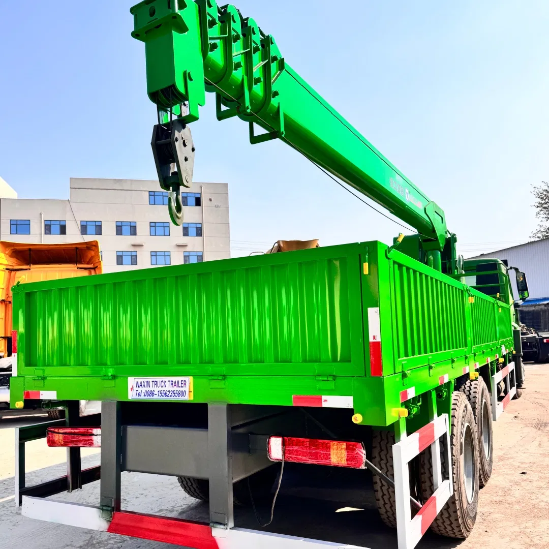 Sinotruk HOWO Nx 6*4 Used Crane Truck Refurbished Chassis New Crane Heavy Duty Work Truck