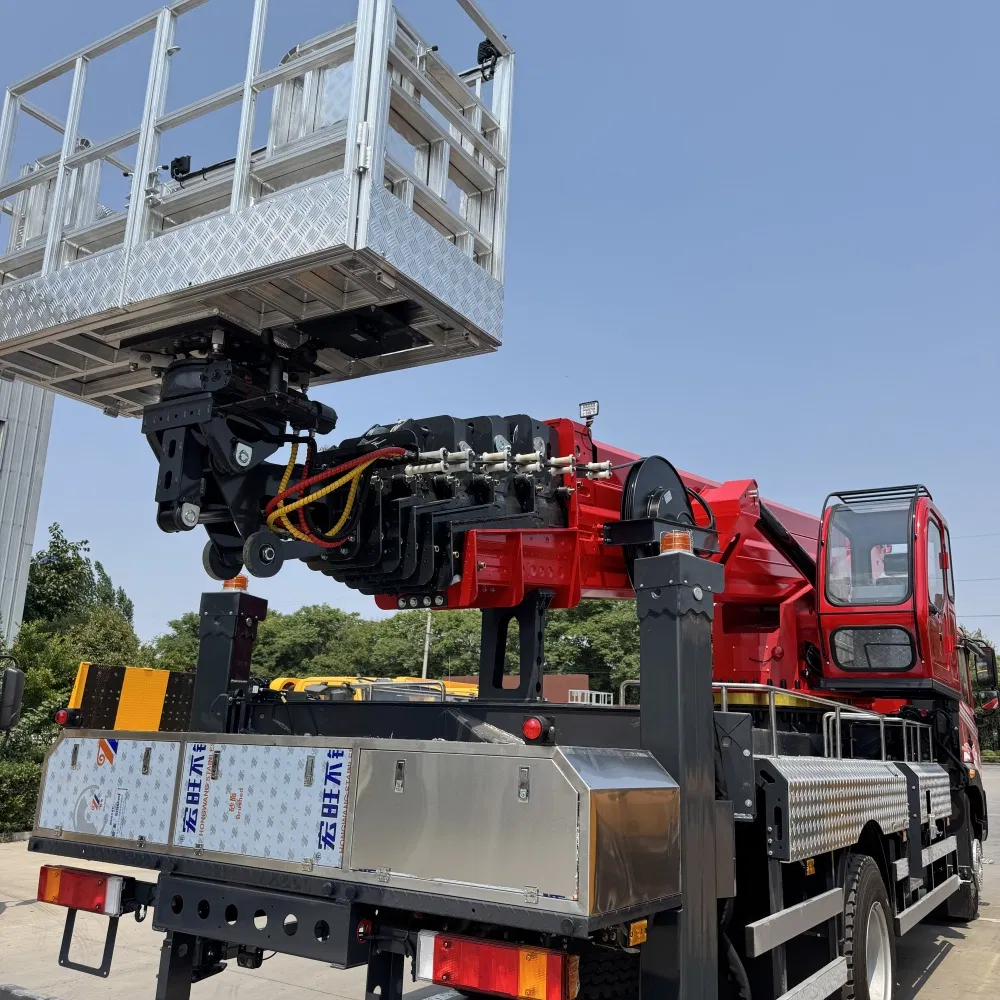 Aerial Work Platform Truck with Heavy-Duty Chassis Iisuzu Boom Lift Truck