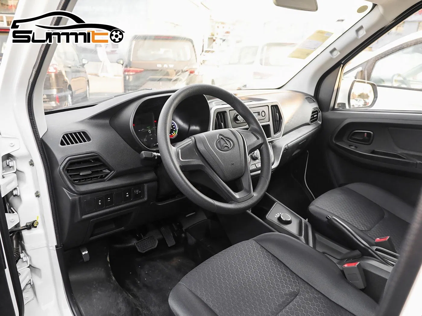 Changan Ruixing Em80 Electric Van View 8