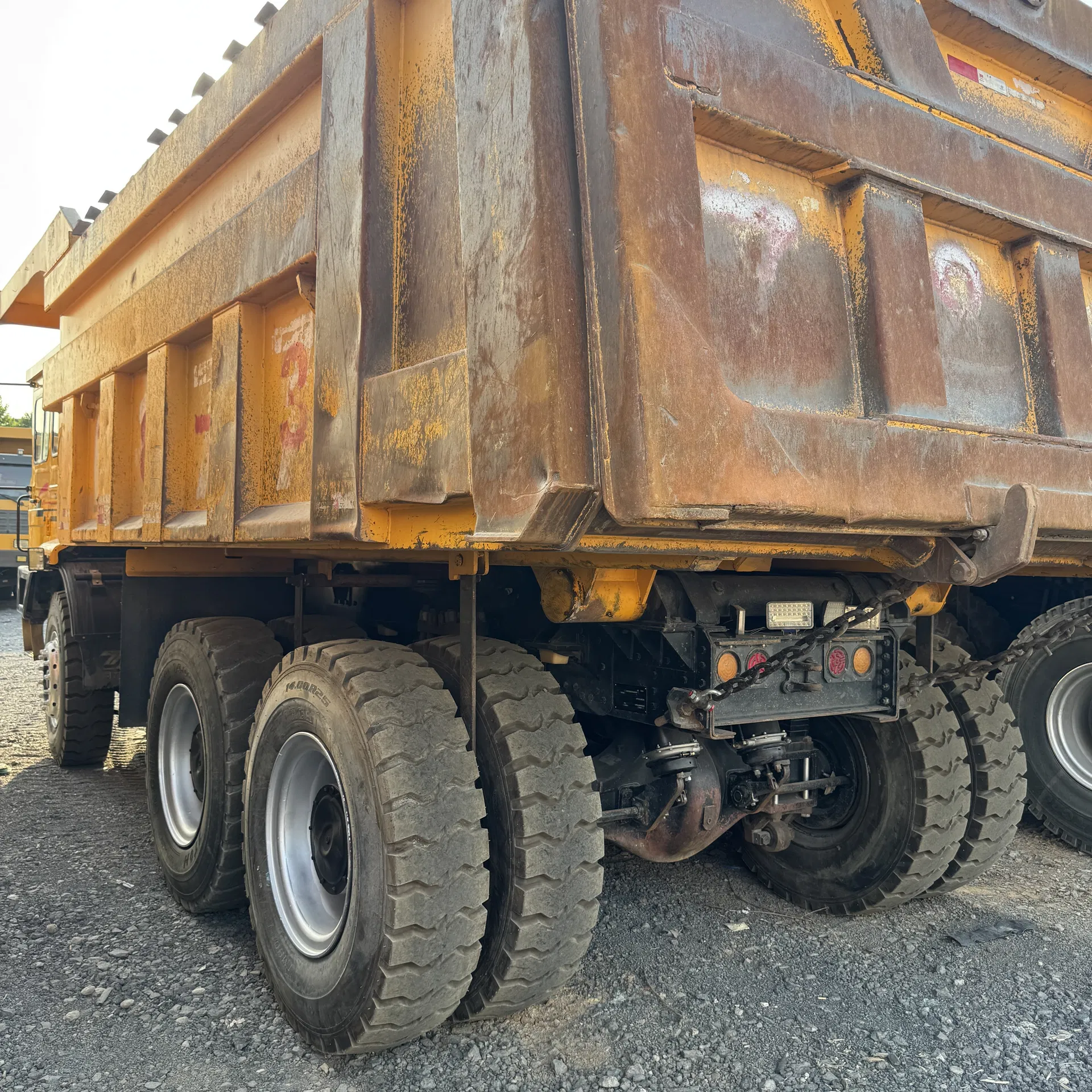 Dump Truck Details 2
