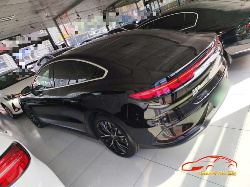 200km/H Byd Han Dm-I 125km MID-to-Large Plug-in Hybrid High Performance Cars New Energy Vehicle