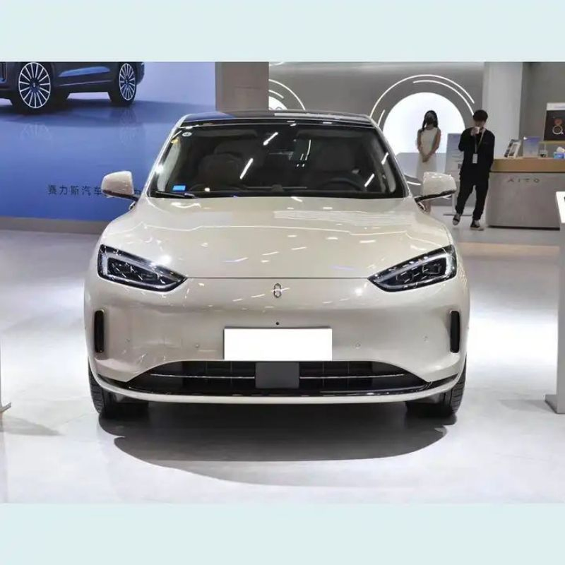 M5 Electric Sport Utility Vehicle