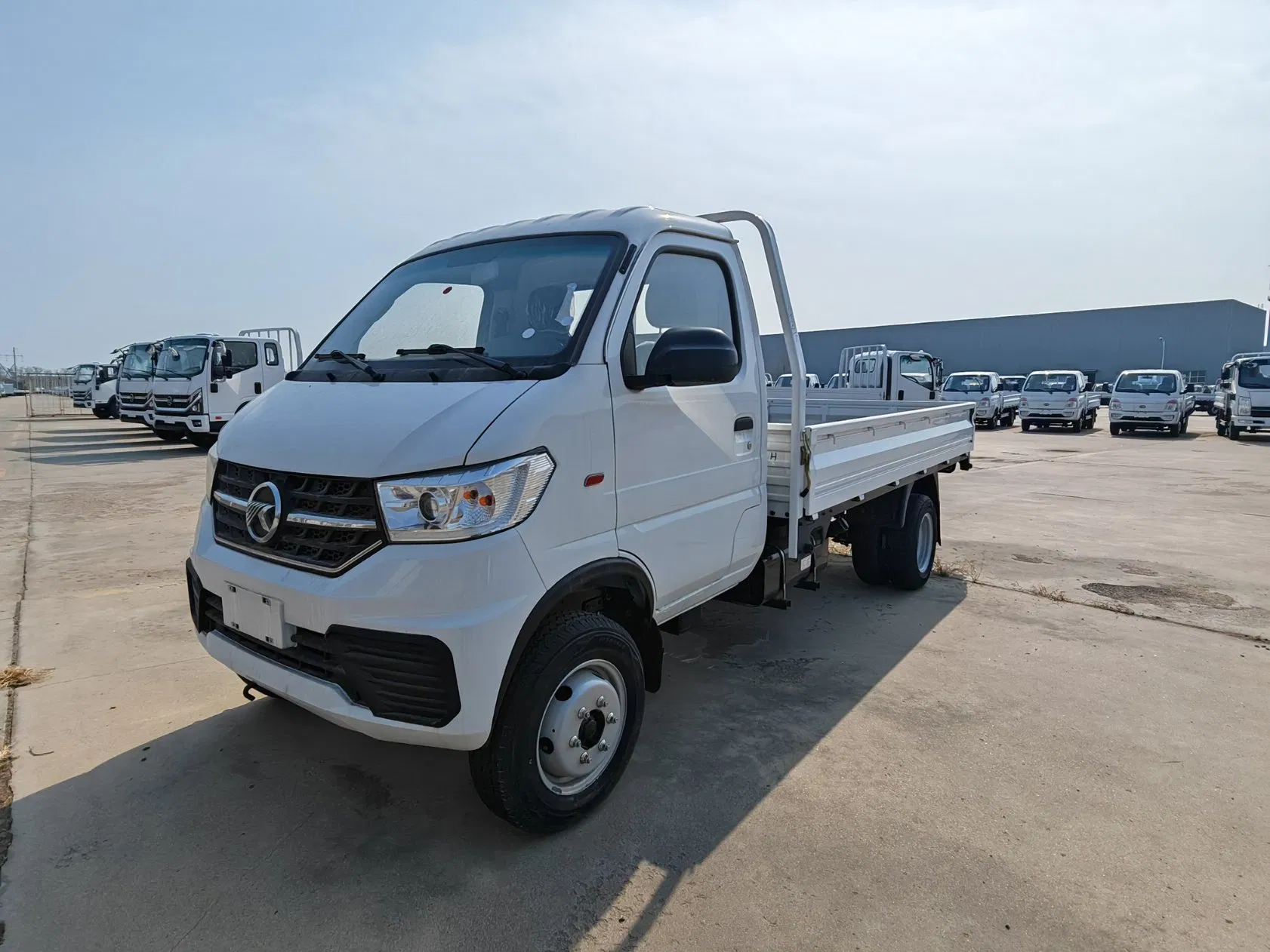 Half Board Euro 5 ISO Small Compact Pickup Trucks Best Fuel Efficient Trucks