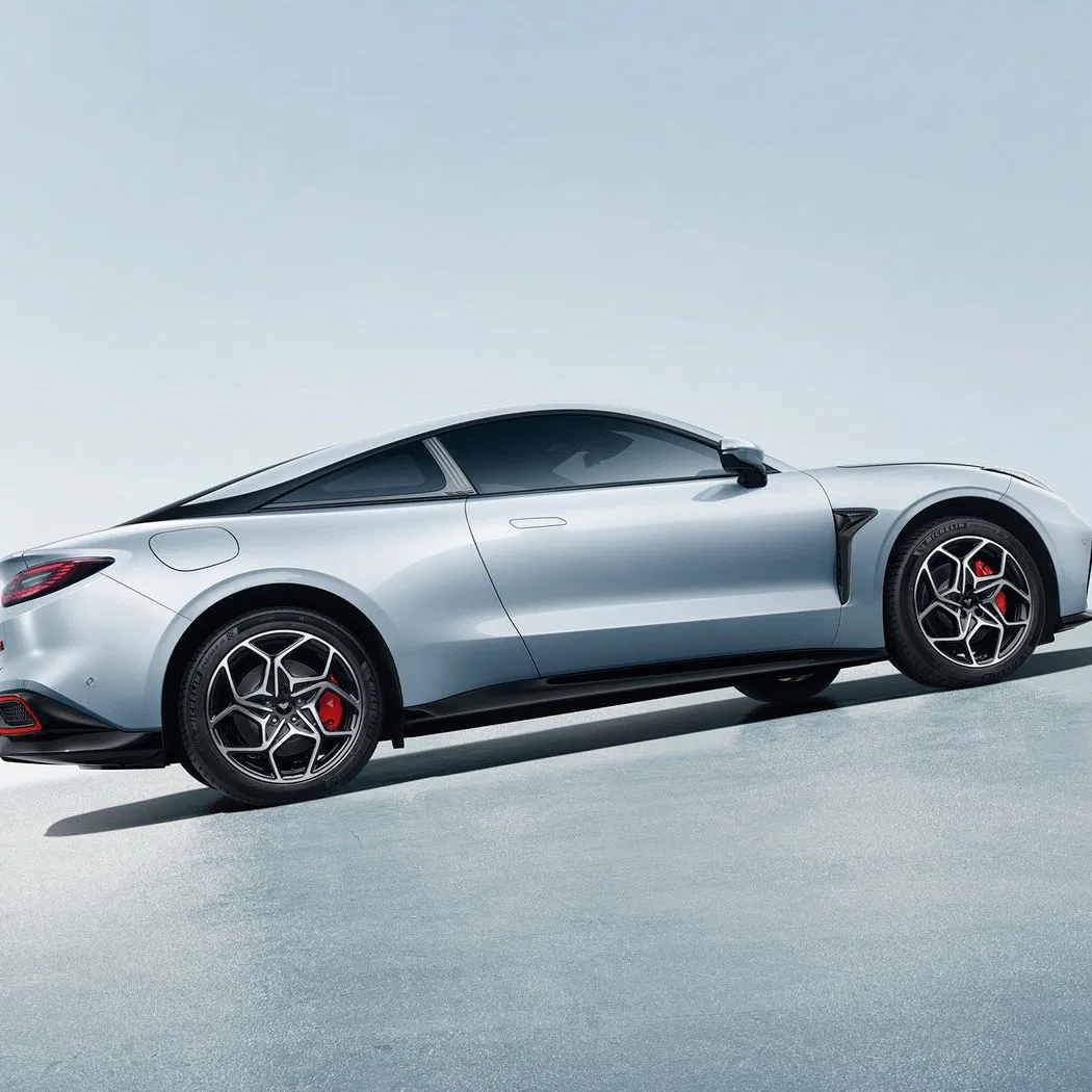 Neta Gt Électrique Taille Moyenne Pure Électrique 0.5h Charge Rapide 190km/H Vitesse Maximale 2-Door Coupé EV Voiture de Sport