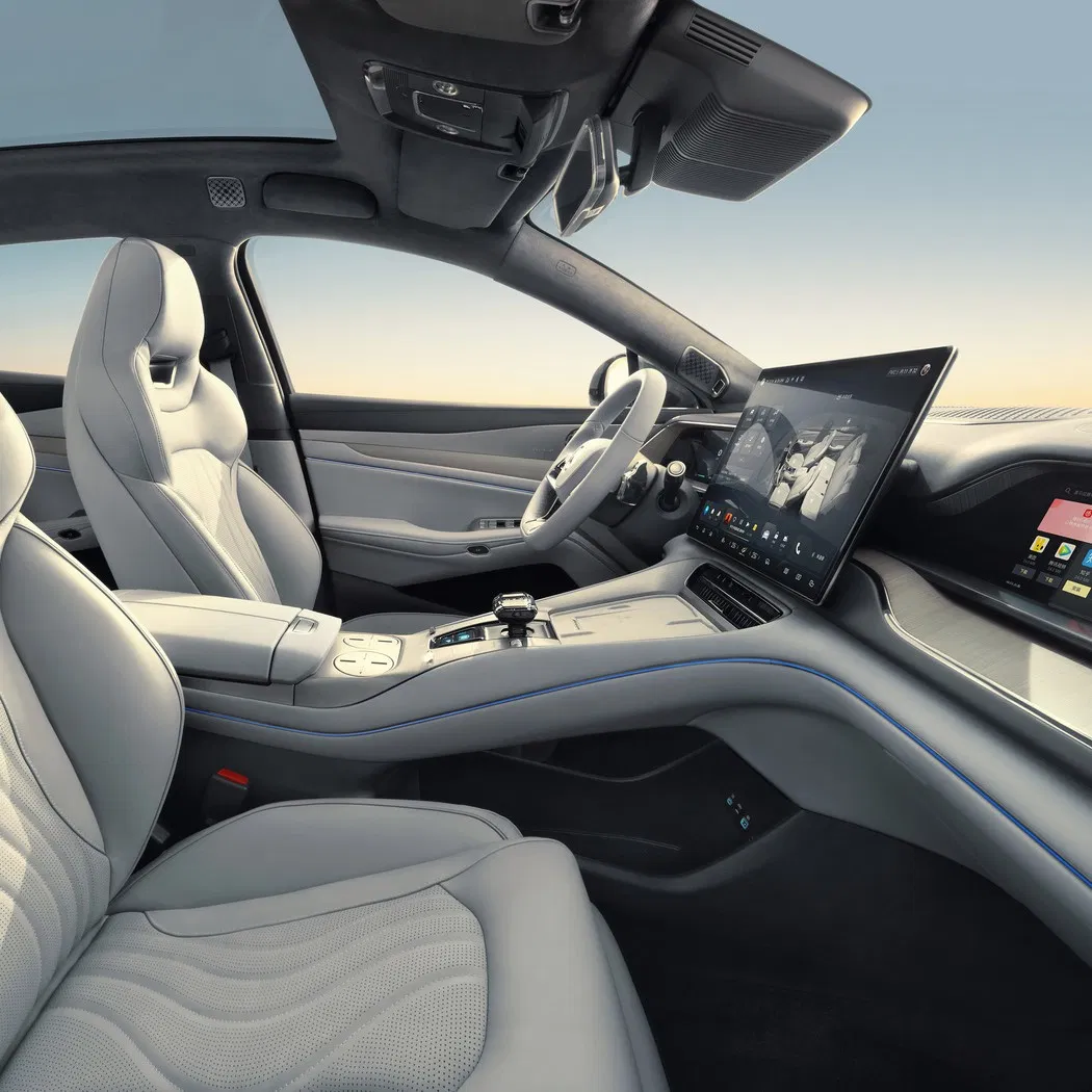 Denza N7 VUS crossover électrique de taille moyenne 1, 000 Km d'autonomie coupé VUS voiture électrique coupé