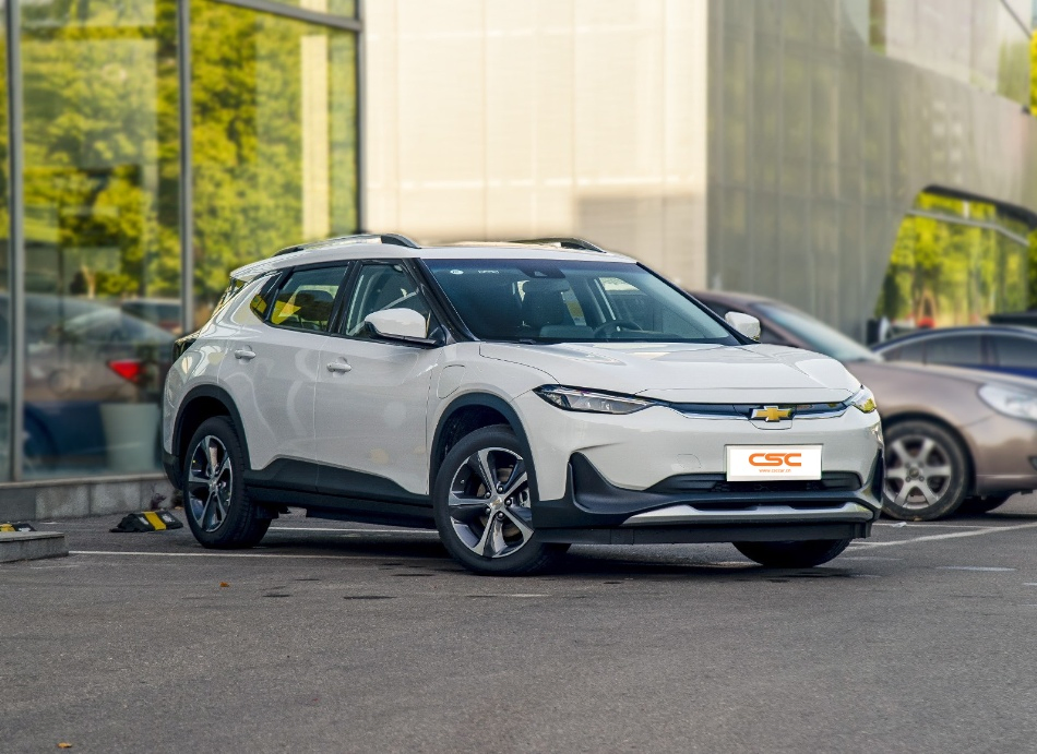 C-Hevrolet Menlo Green Electric Vehicle with Long Range Performance