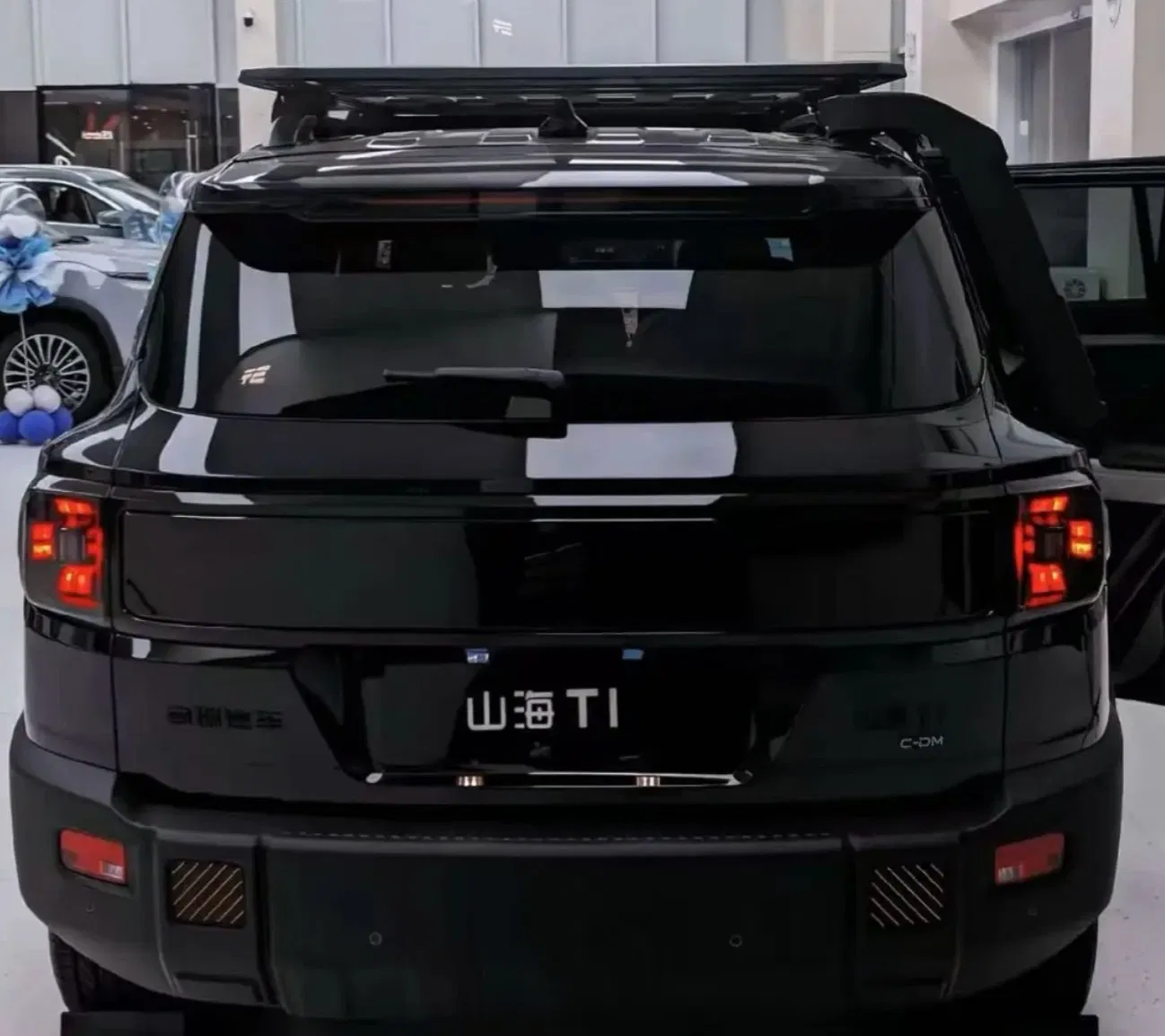 Cost-Effective Jetour T1 5-Door SUV 1 5t Plug-in Hybrid