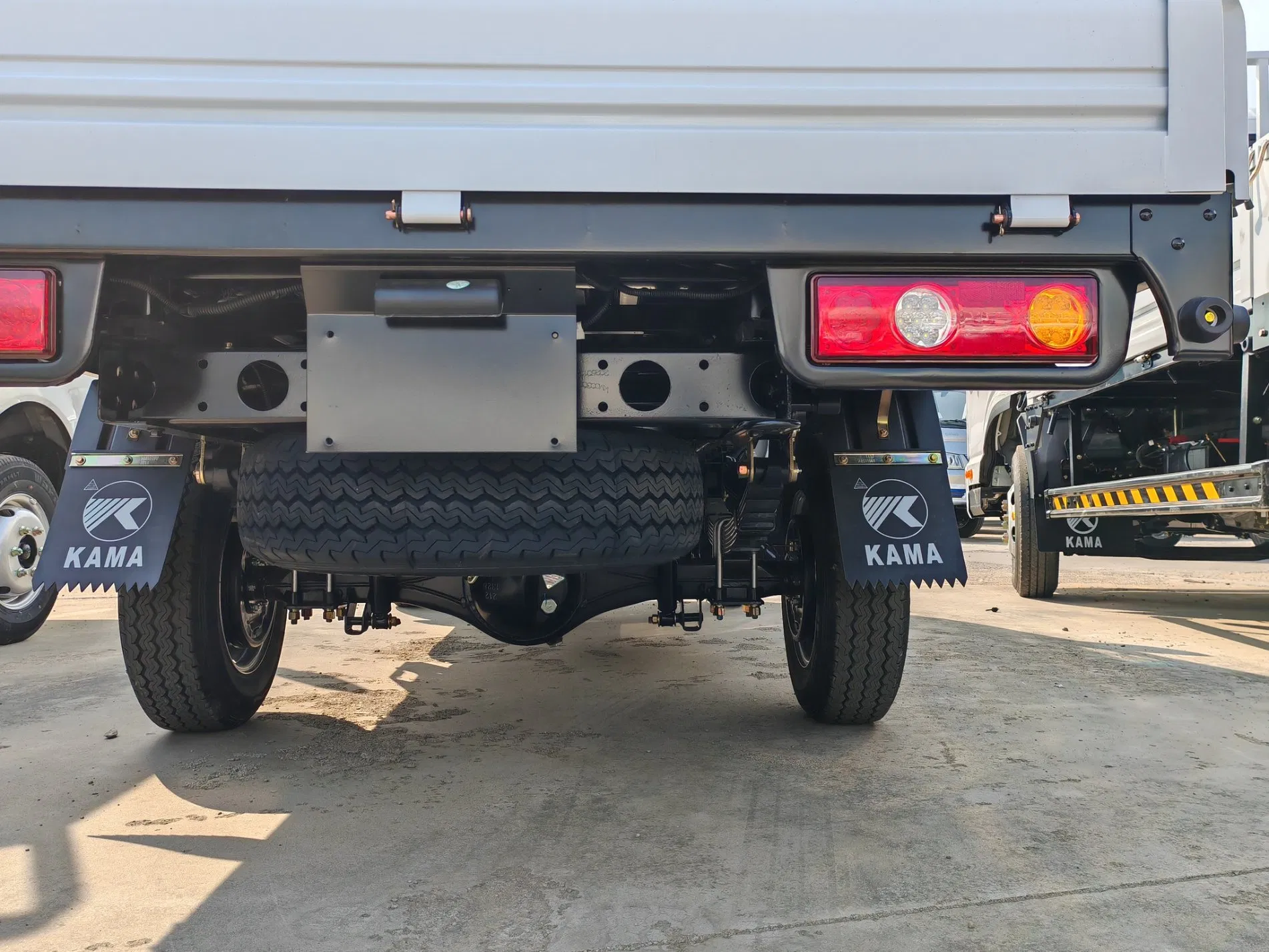 Half Board Euro 5 ISO Small Compact Pickup Trucks Best Fuel Efficient Trucks