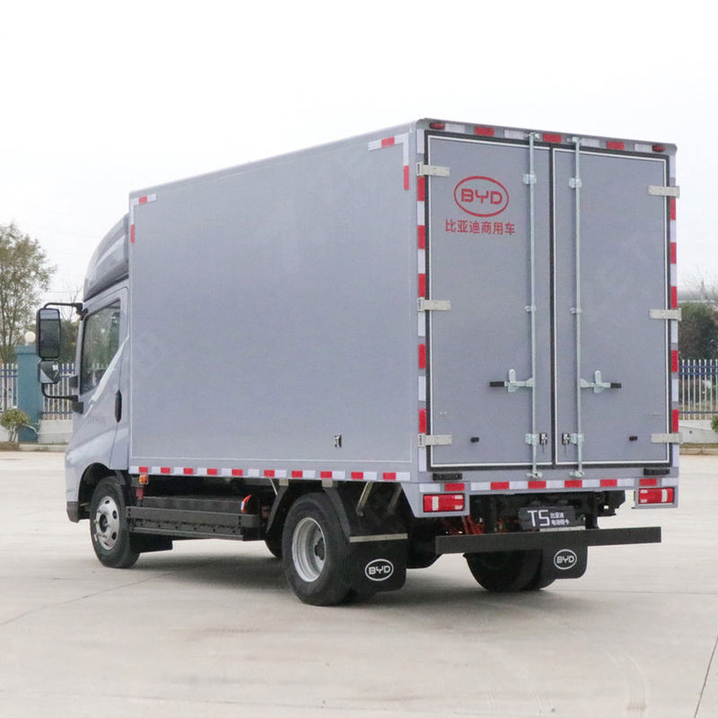 New Model 150kw Drive System 4X2 Light Cargo Vehicle Zero Emission Urban Delivery Solution Byd T5EV Electric Box EV Truck