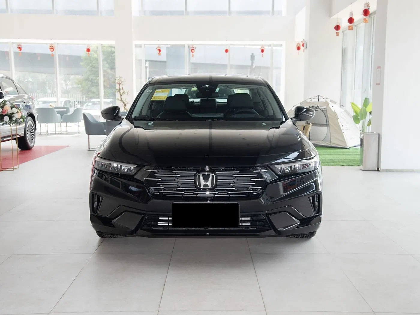 Fuel-Powered Sedan Perfection: Accord's Multi-Version Luxury for B-Class Drivers