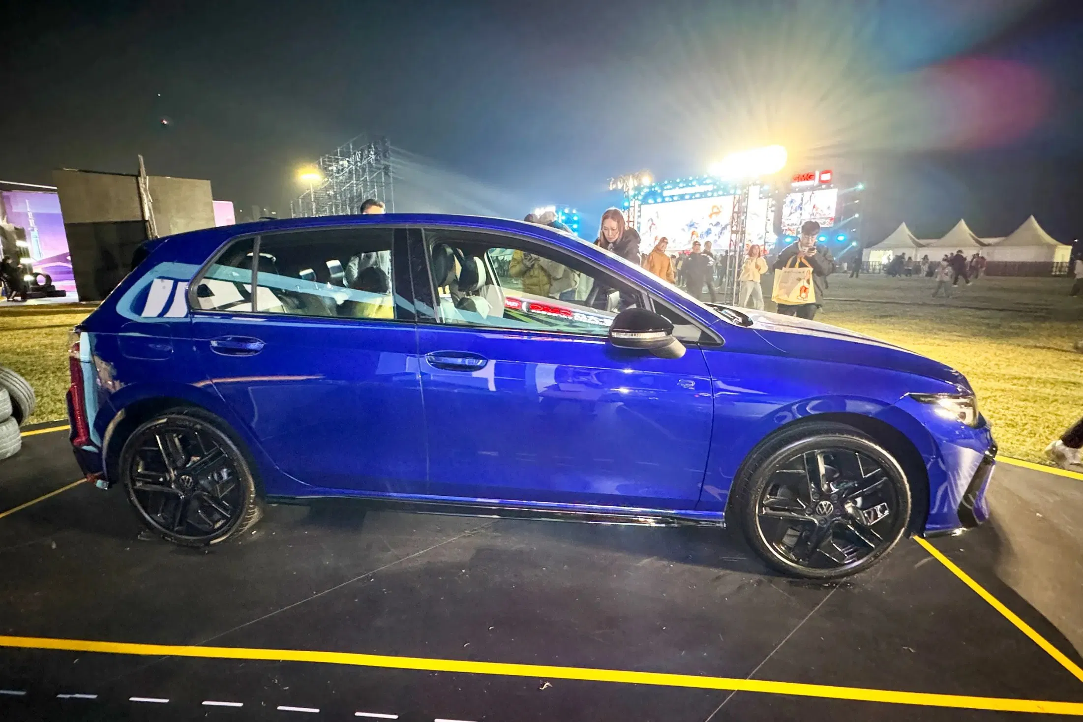 New Blue Ship 4289X1788X1479 China Compact Modern Efficient Sleek VW Sedan Golf