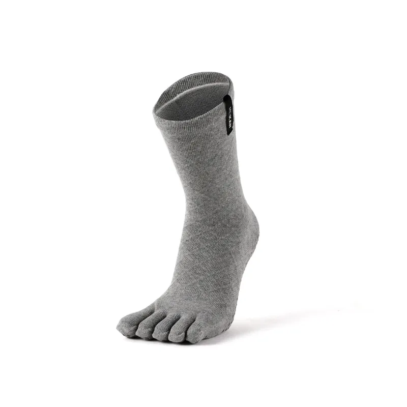 Meias de Calf Médio de Compressão Micro Antiderrapante para Dança Profissional Yogahigh para Fitness em Preto, Branco e Cinza
