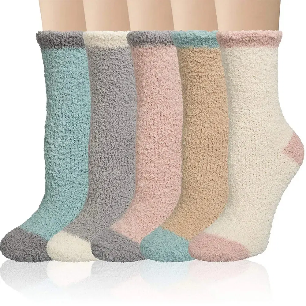 2026 Meias Térmicas Quentes Personalizadas de Terry Fuzzy para o Inverno para Mulheres