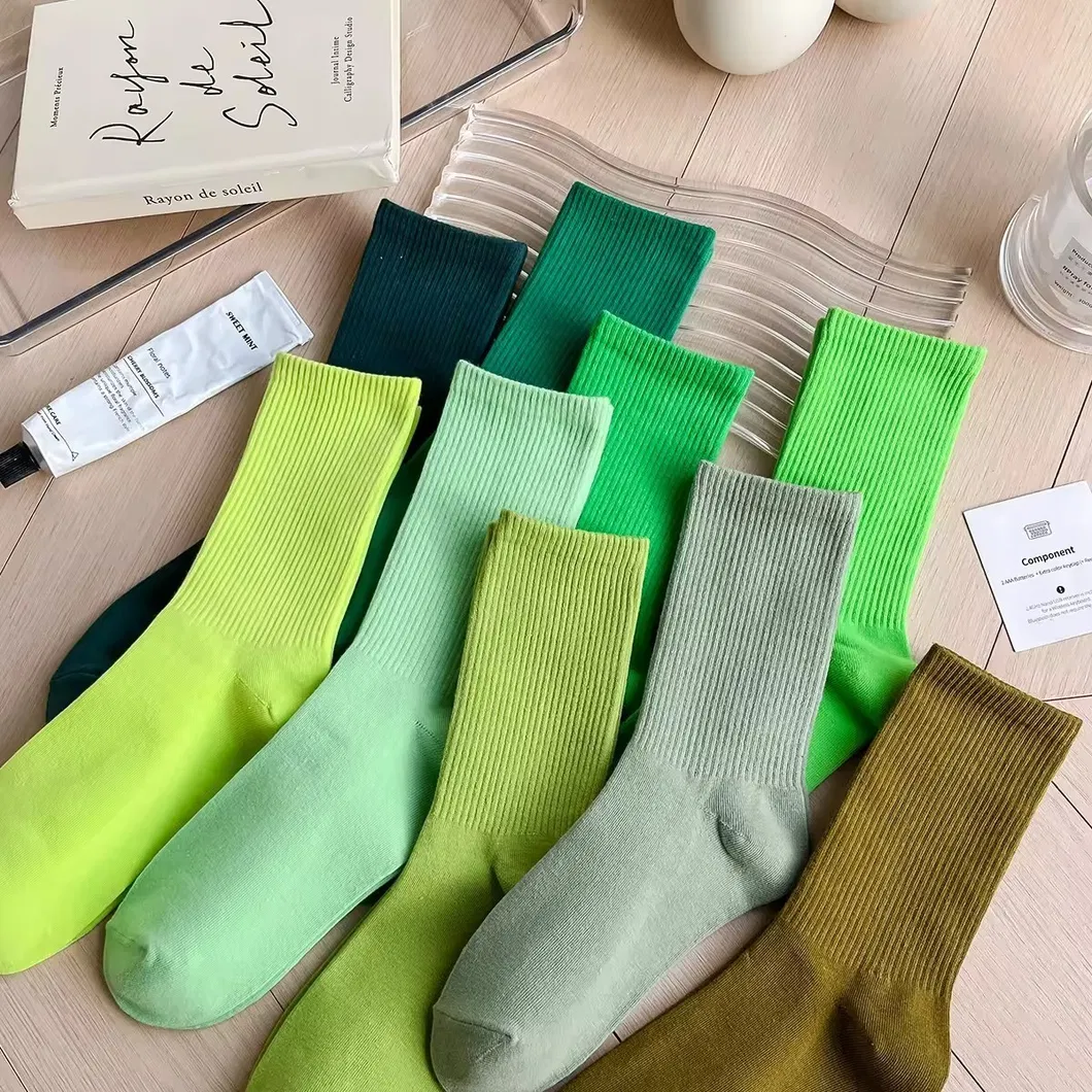 Meias lisas coloridas casuais personalizadas com logo para mulheres