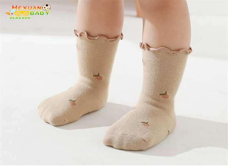 Meias de Tricô Fofas para Meninas Bebês, Meias Casuais de Verão para Bebês com Solas de Borracha Antiderrapantes, Cano Alto em Algodão Respirável para Crianças Pequenas