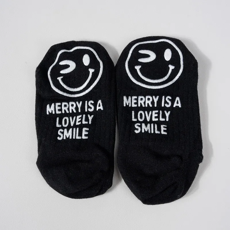 Peoeiras invisíveis para pés com estampado Smile Thin Non-Slip Ankle Para as mulheres