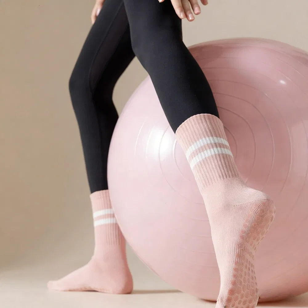 Meias de Fitness Femininas de Algodão Anti Pilling e Antiderrapantes até o Meio da Panturrilha