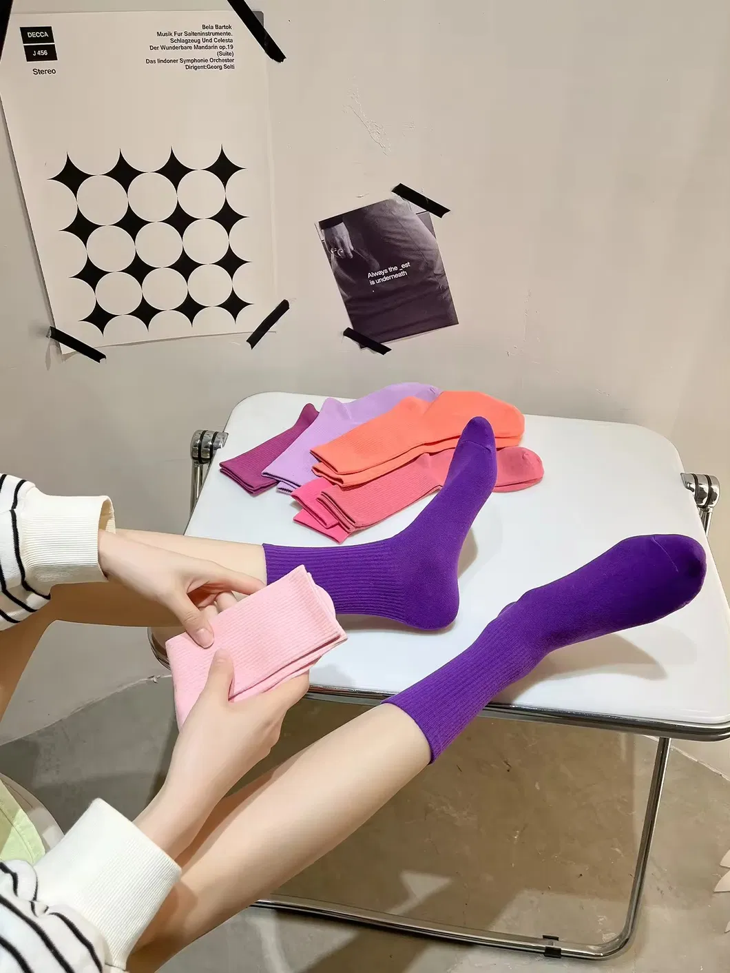Meias lisas coloridas casuais personalizadas com logo para mulheres