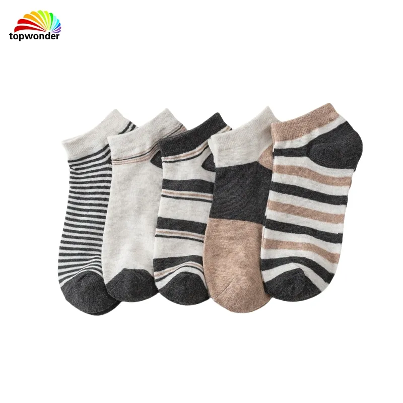 Personalize e venda por atacado todos os tipos de meias listradas casuais para esportes de verão em muitas cores a baixo preço