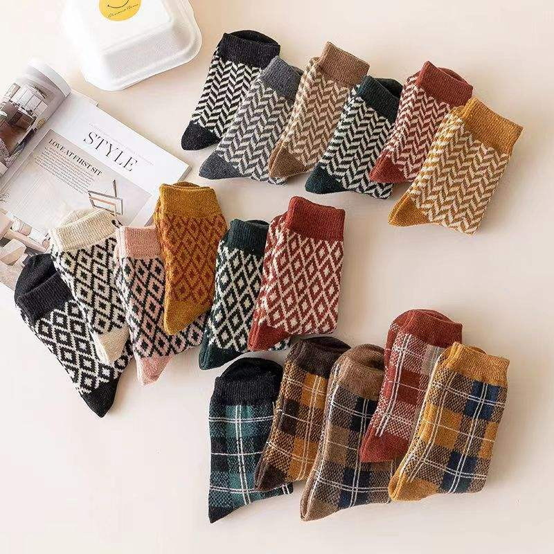 Meias de Moda Masculina com Bolinhas e Listras em Cores Escuras, Meias de Algodão até o Meio da Panturrilha para Homens com Designs Elegantes