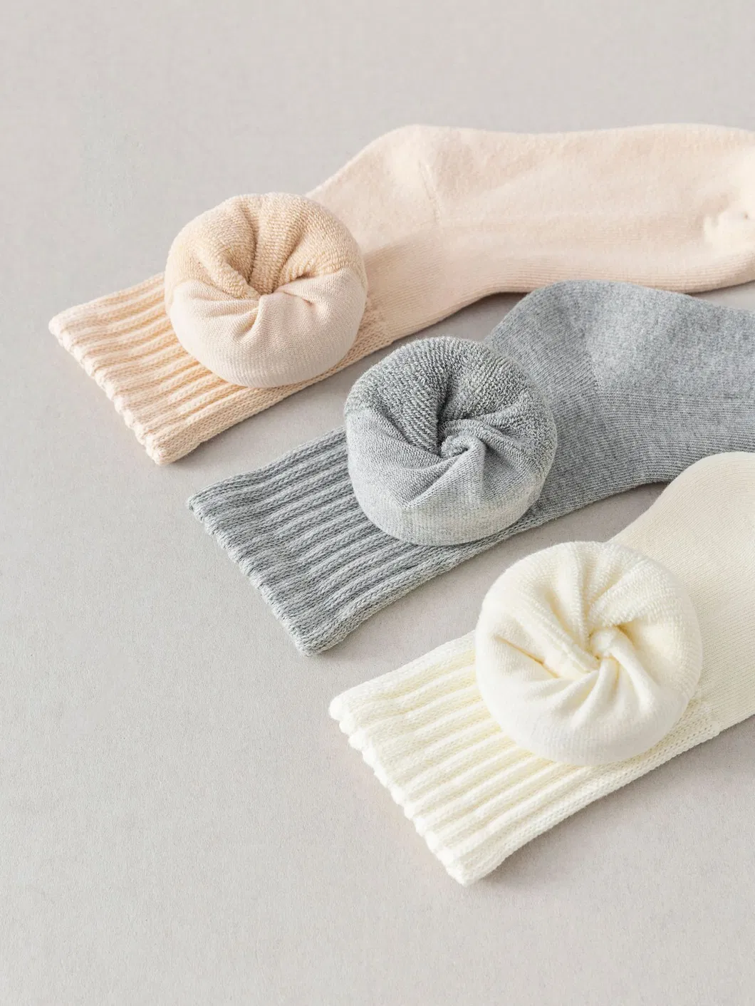 Meias Casuais de Inverno Simples para Homens e Mulheres, Grossas, de Algodão Penteado, Meias de Cano Médio