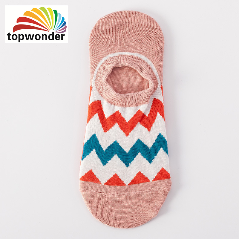 Atacado e personalização de todos os designs de meias invisíveis de algodão para o verão em muitas cores a preços baixos