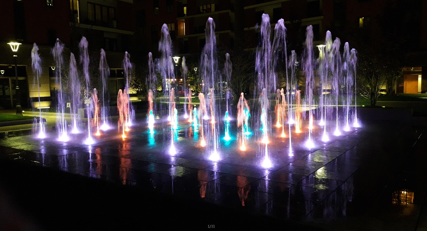 Dynamic Musical Water Fountain Lighting