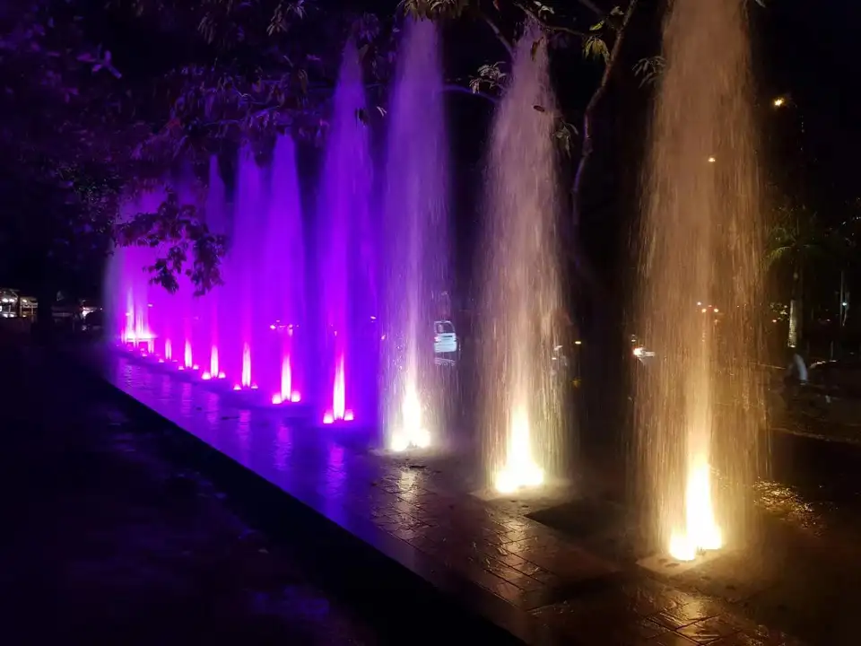DMX512/RDM 24V Outdoor IP68 Waterproof RGBW 4-in-1 LED Underwater Pool Lights Stainless Steel Auto-Changing External Control