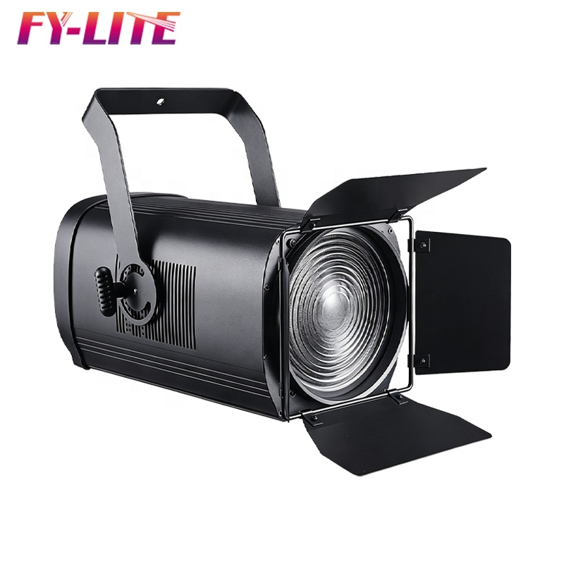 LED Electric Zoom Spotlight 200W/300W High CRI Customizable Color Temperature Long-Range Lighting for Stage Filming Studios