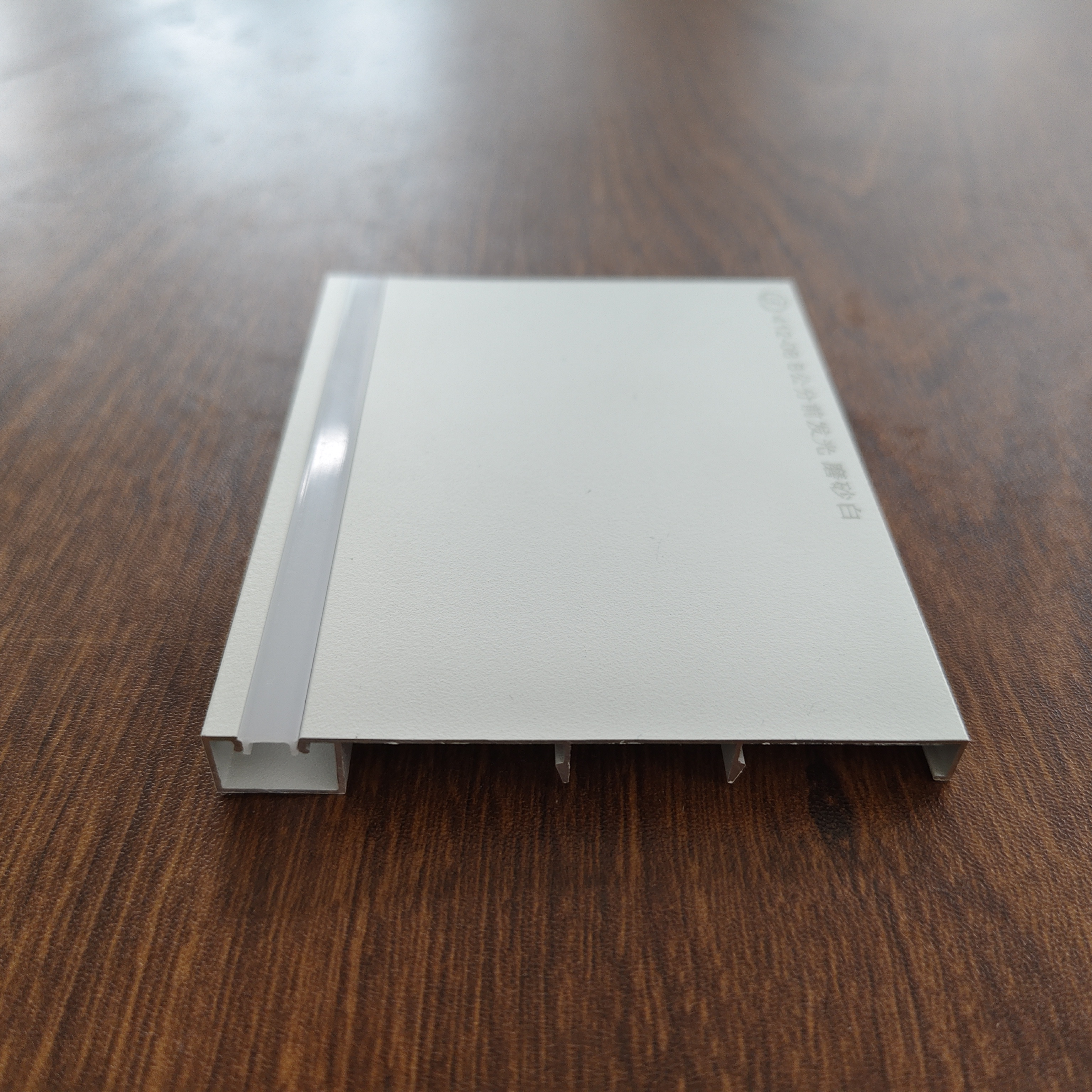 Wall Mount Modern Matt White Aluminum LED Skirting Board Moulding Light With PVC Baseboard Lighting Channel System