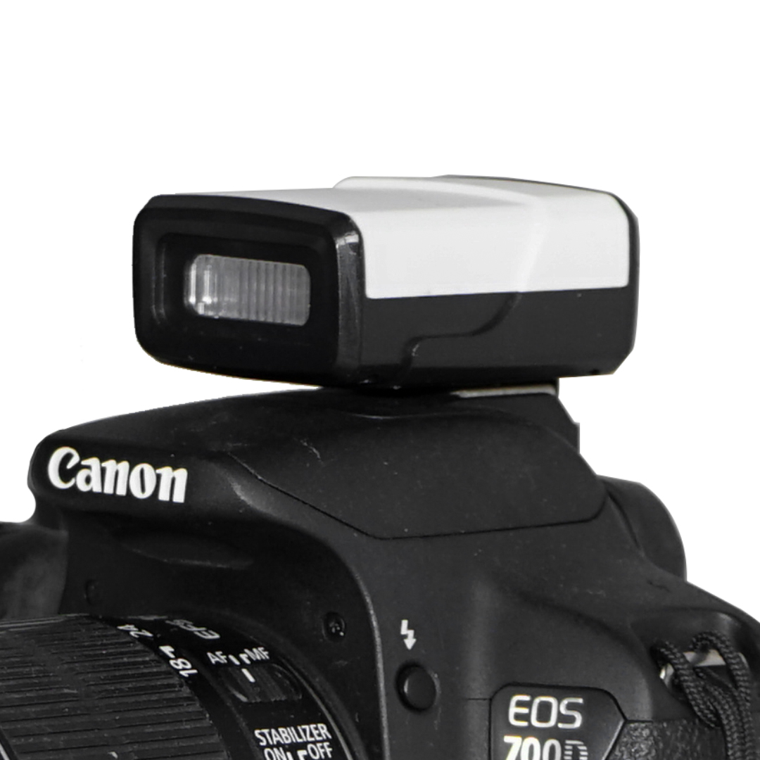 Factory Direct Sale Rechargeable Speedlite Lithium Battery External DSLR Camera Flash Lights Fast Speed for Photography
