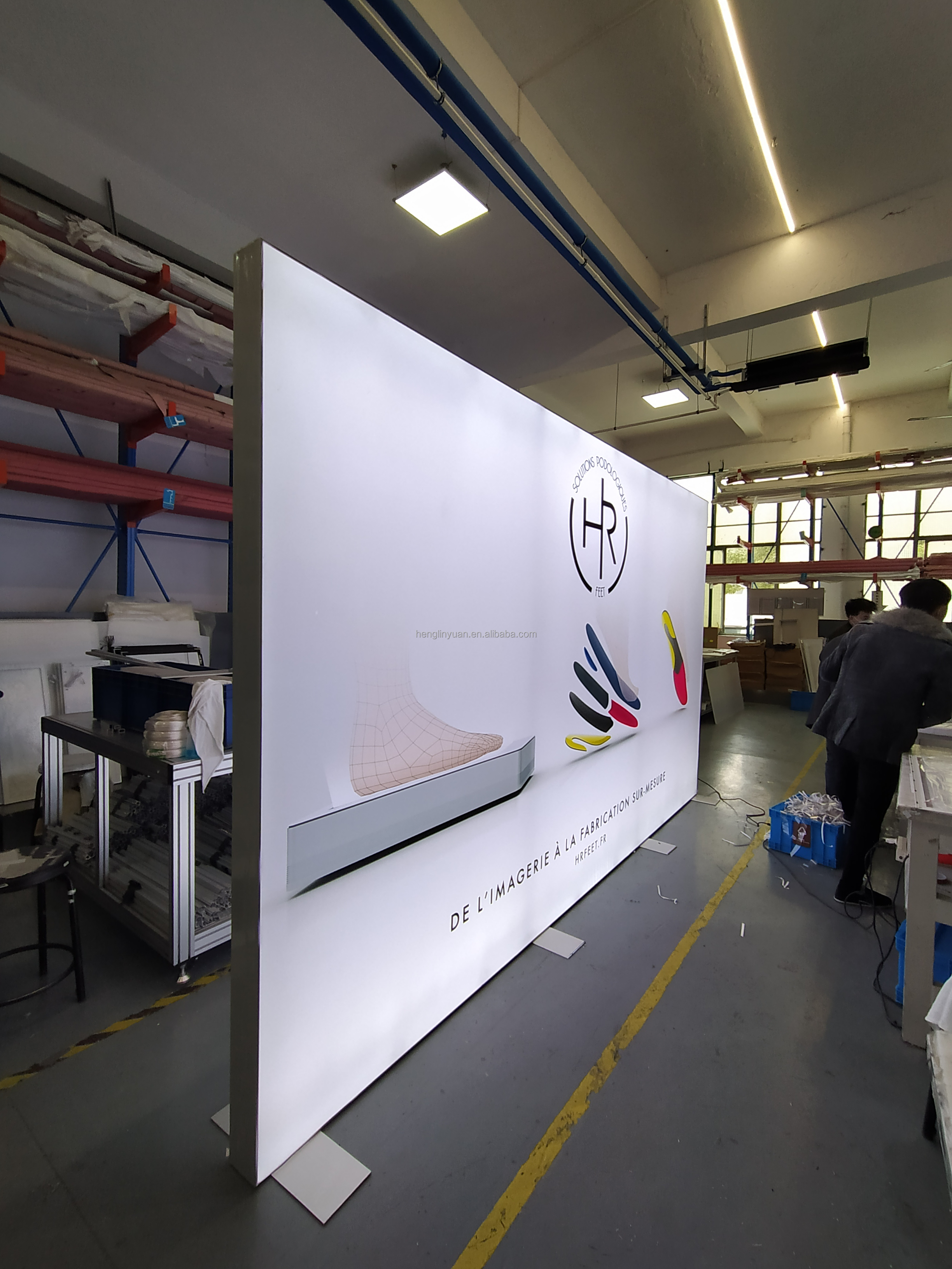 Modular Lightbox Wall Setup