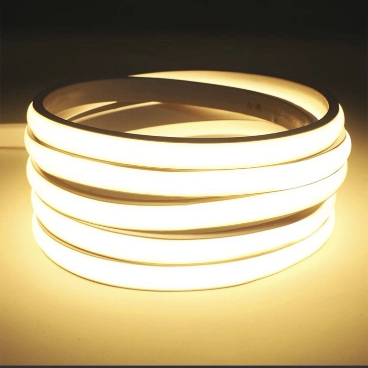 320 LEDs 8mm Wide 10W/m R90 COB IP67 Rated Remote Control USB 6000K Cool White LED Strip Light