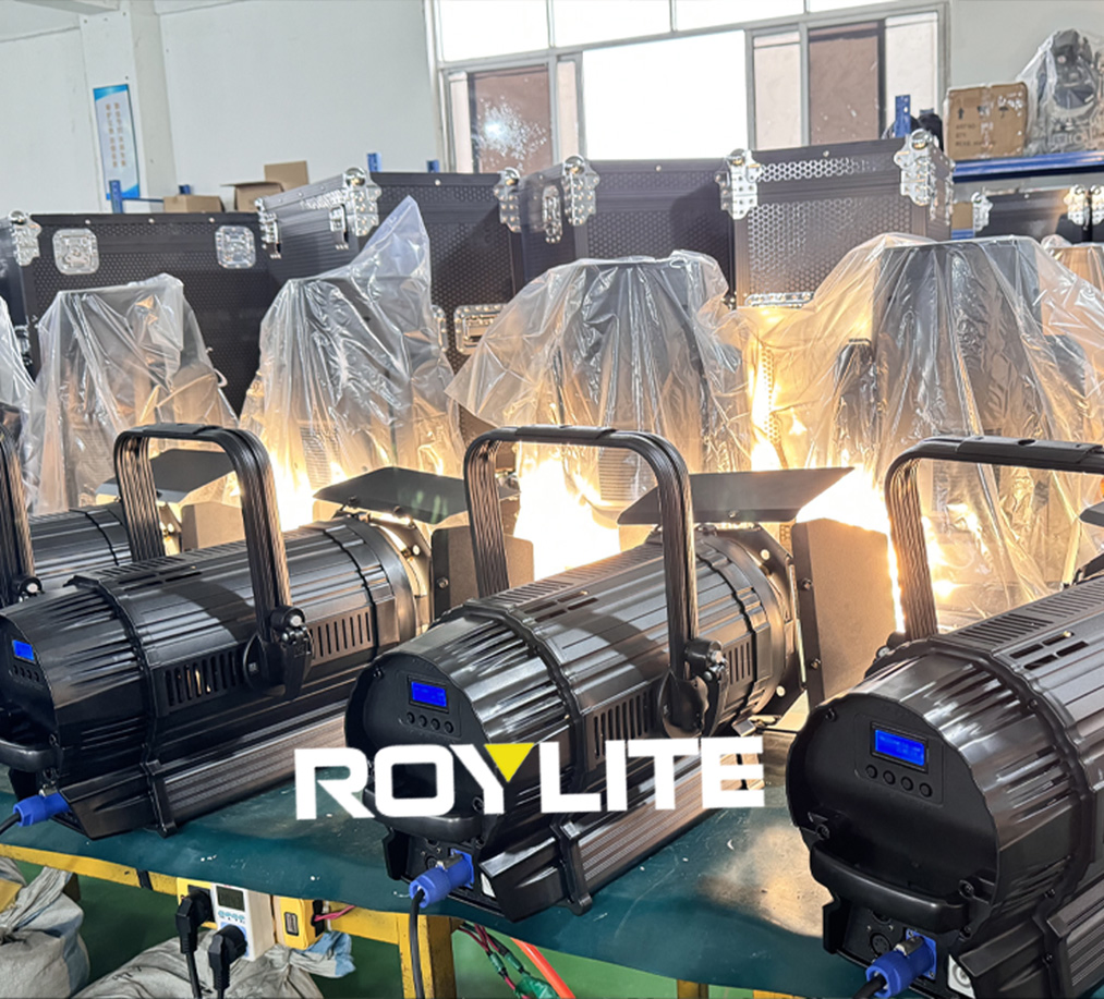 Cw/Ww Fan-Less Fresnel DMX Light Zoom COB 200W 300W Spotlights Fresnel Light for Studio Theater