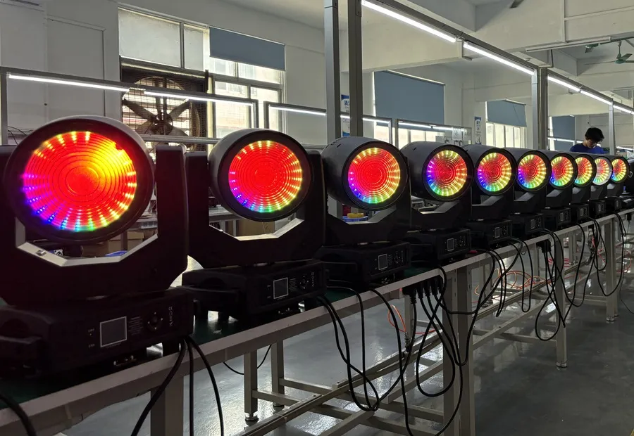 150W Mac One Rgbl LED Beam Wash Moving Head Light with Fresnel