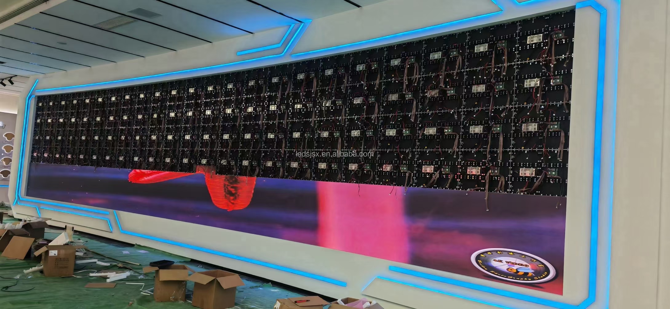 Seamless Splicing P1.8 LED Cabinet 640MMx480MM Indoor High-Def Display Panel