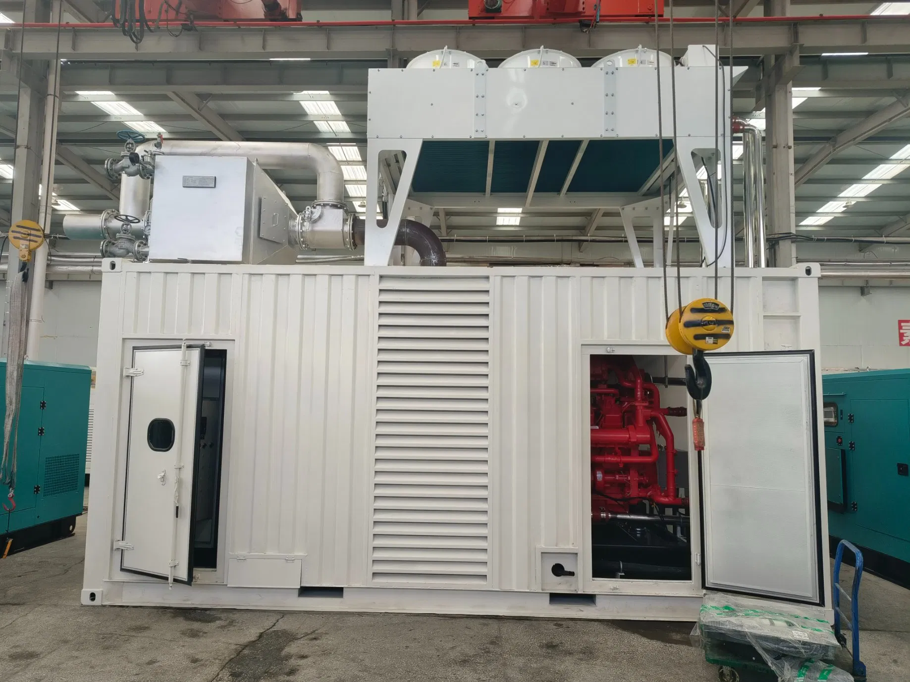 وحدة محطة طاقة عالية الجودة، 600kw كمنز، 50/60Hz, 380/400V, معتمدة من CE، مناسبة للغاز الطبيعي/البيوجاز/الغاز المسال/البروبان، نموذج GPU CHP، نوع حاوية مفتوحة فرا