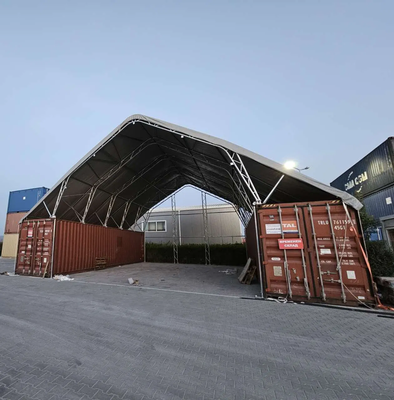 9.15X12X4.5m مبنى هيكل فولاذي مزدوج الدعائم لتخزين الحاويات
