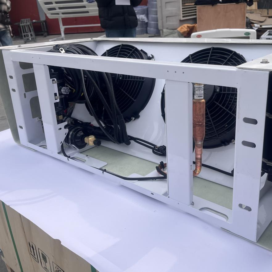 وحدة تبريد حاوية الشاحنة 12V 24V نظام تبريد محمول يعمل بالتيار المستمر للشحن