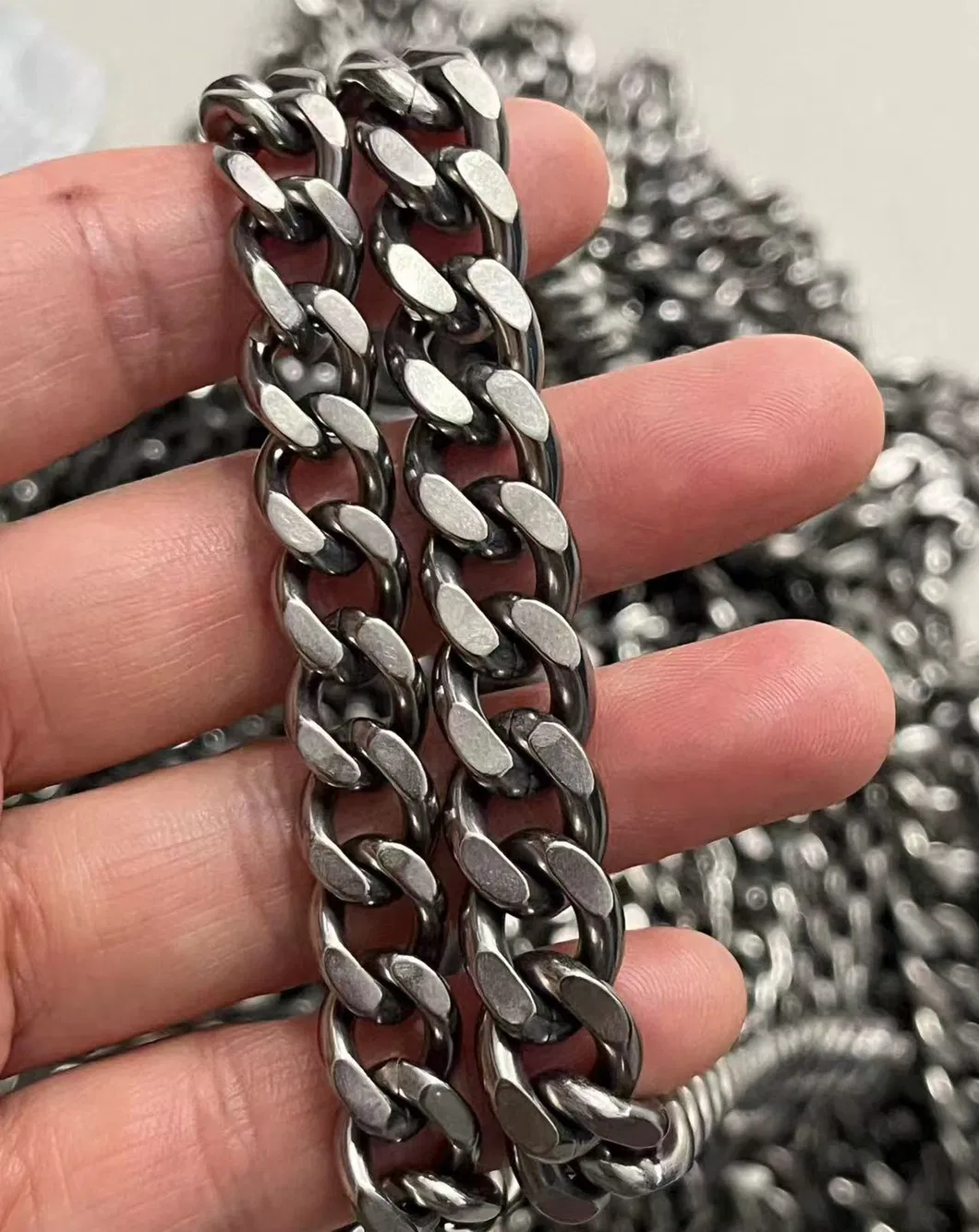 سلسلة كوبا من التيتانيوم النقي خفيفة الوزن 9.5/10.5mm للرجال والنساء عتيقة