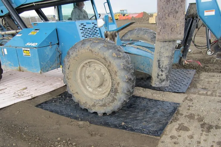 حصائر حماية الأرض من البلاستيك HDPE بولي إيثيلين مؤقتة لطريق البناء