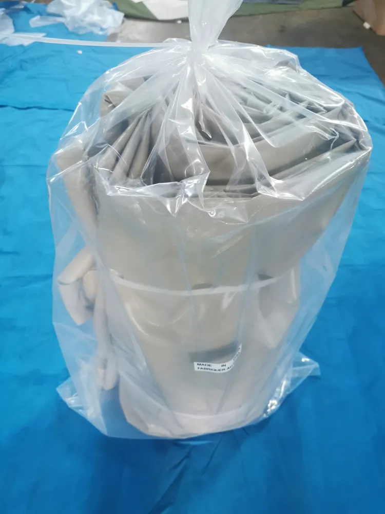 حصيرة احتواء الثلج من PVC مخصصة للسيارات لحماية أرضية المرآب في كندا والولايات المتحدة
