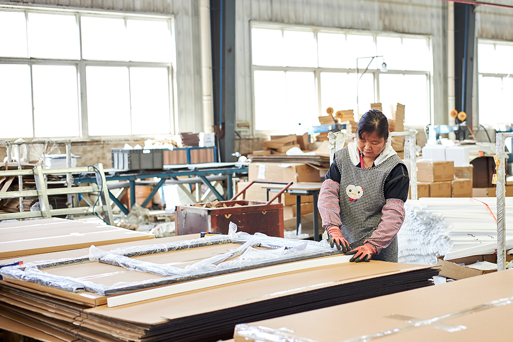 Packaging loading process