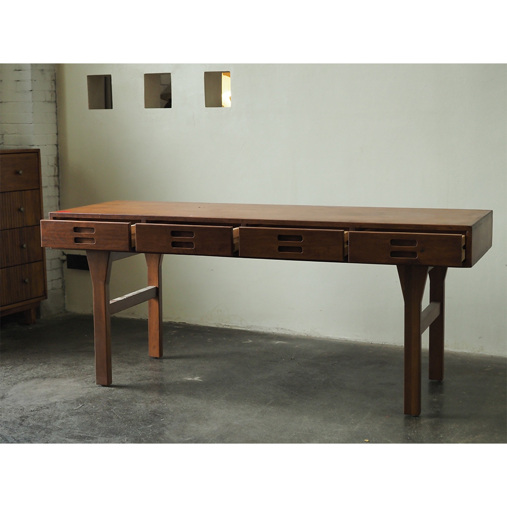 Modern Luxury Home Office Desk with Drawers Contemporary Executive Writing Table Wooden Workstation Furniture