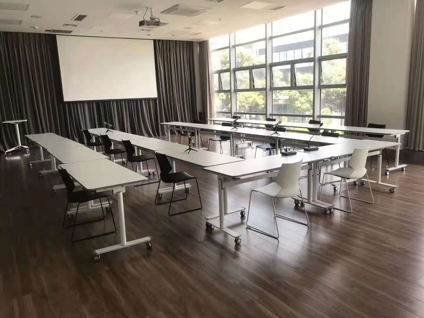 Educational Space Furniture 3