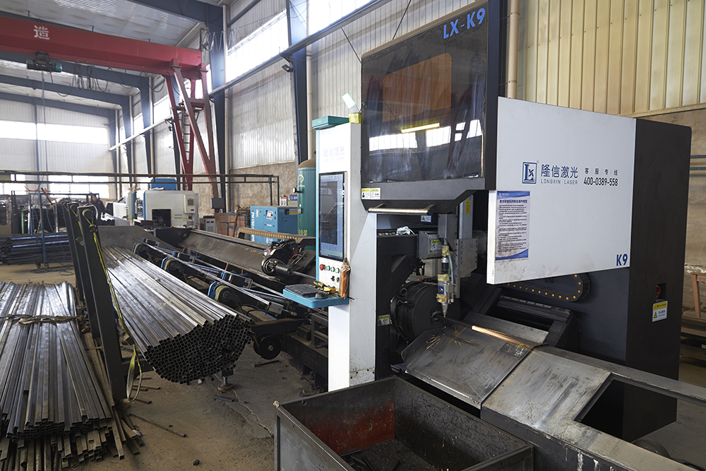 Metal processing center